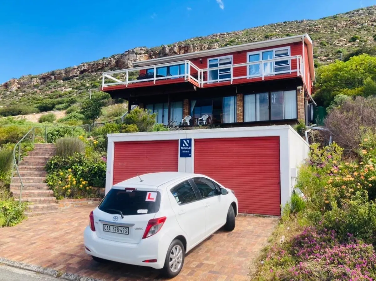 Holiday home Two Oceans Artist'S Home. Fish Hoek