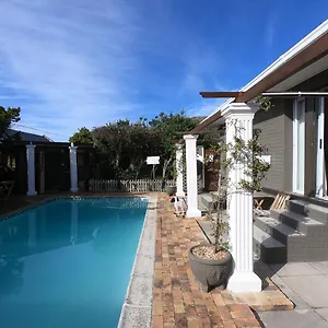  Bed & Breakfast Leo's Den
